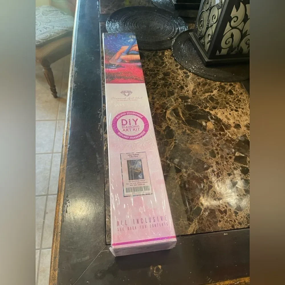 RARE DISCONTINUED Diamond Art Club “Like Father Like Son” – Abraham Hunter New - Picture 4 of 5